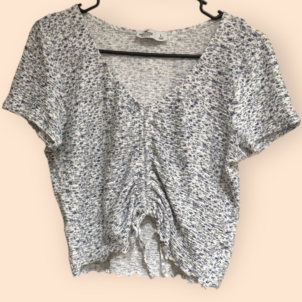 Hollister Blue and White Floral‎ Cinch Baby Tee Cottage Y2K Size L